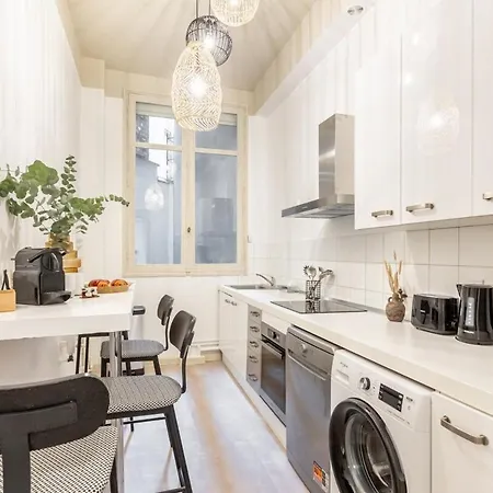 Appartamento Amazing 3bedrooms Champs Elysées#ac